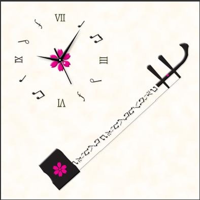 创意设计 装饰画与挂钟巧妙融为一体