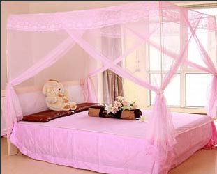实用浪漫蚊帐 也成美家装饰品