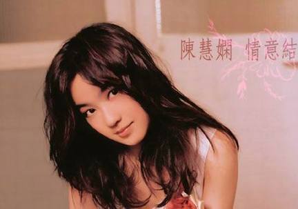 90斤陈慧娴性感猫咪相伴瘦身