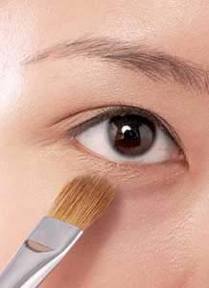 内双眼美眉的化妆技巧