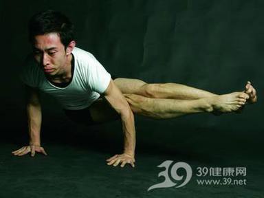 专家访谈_教练支招:锻炼时要“先上后下”