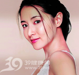 形体瑜伽_李英爱的平和的40℃瑜伽观