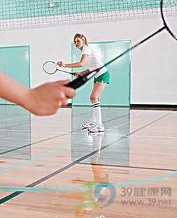 羽毛球_打羽毛球要避免六大误区