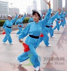 武术_长假时尚健身 太极也酷辣