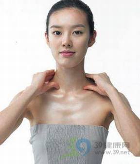女性健身_十分钟打造他最爱锁骨曲线