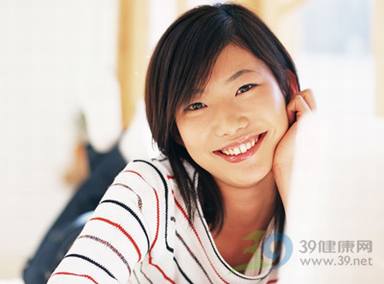 女性健身_运动丰胸三绝还你挺凸美乳