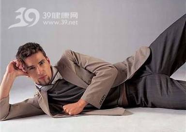 健身图片_冬季男性健身最新方案