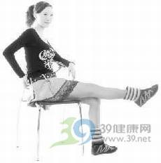 健身计划_瘦身_适合办公室的一天美腿计划