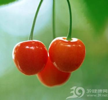 健身饮食_新知:樱桃汁减轻运动肌肉痛