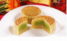 蛋黄莲蓉月饼