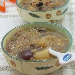 滋阴养血的------山药八宝粥 滋阴养血的------山药八宝粥