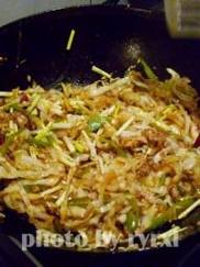 尖椒肉丝炒酸菜(酸圆白菜)