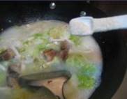 回锅肉煮“双白”