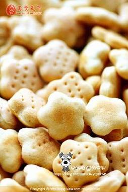 低热量奶香苏打饼干 低热量奶香苏打饼干