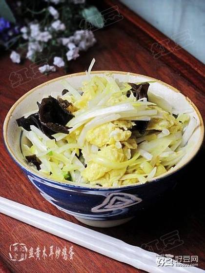 韭黄木耳炒鸡蛋