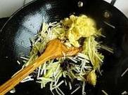 韭黄木耳炒鸡蛋