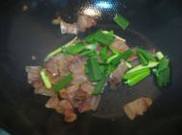 腊肉炒柿子椒