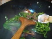 腊肉炒柿子椒