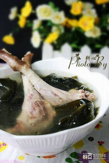 海带炖鸭腿汤