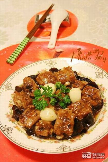 豉汁排骨蒸木耳