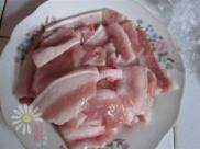 虎皮鹌鹑蛋烧肉