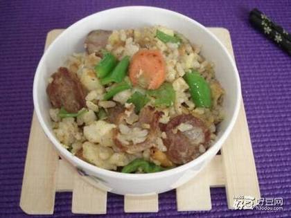 黑椒香肠炒饭