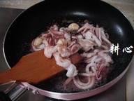 三色灯笼椒炒鱿鱼须