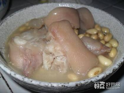 黄豆炖猪蹄