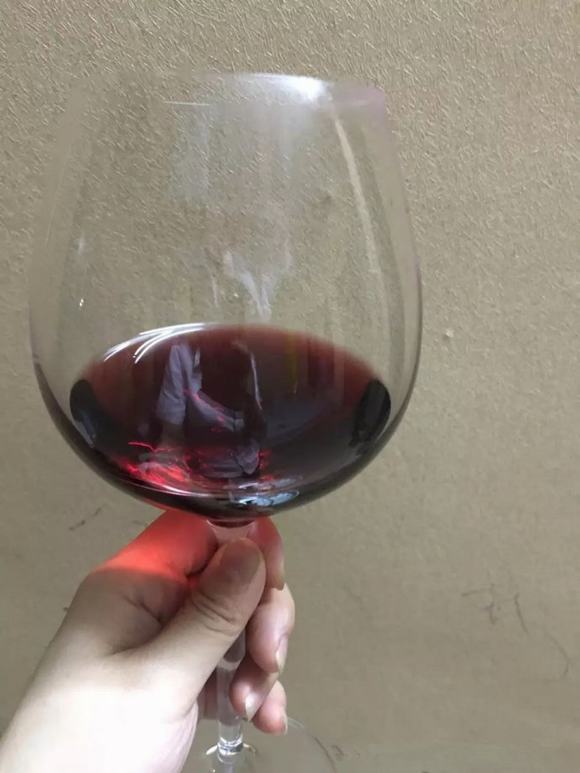 家庭家庭自酿黑葡萄酒酿酒技术